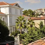 Ramparts 3*
