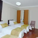 Ramparts Hotel 3*