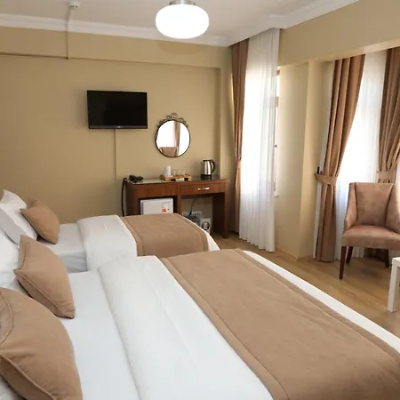 Ramparts Hotel 3*