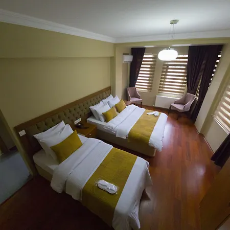 Hotel Ramparts
