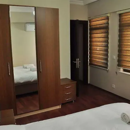 Ramparts Hotel 3*