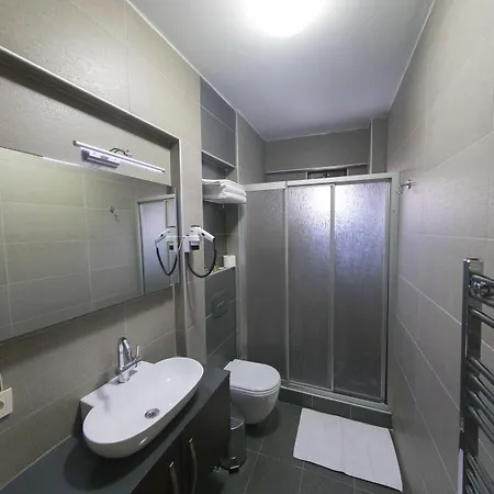 Ramparts Bed & Breakfast 4*